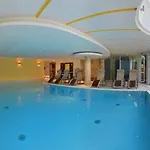 卡罗琳玛蒂尔德酒店 酒店 策勒