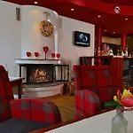 卡罗琳玛蒂尔德酒店 酒店 策勒