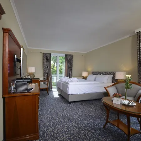 מלון Caroline Mathilde