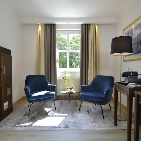 Caroline Mathilde Hotel