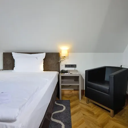 Caroline Mathilde Hotel