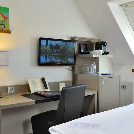 Caroline Mathilde סלה